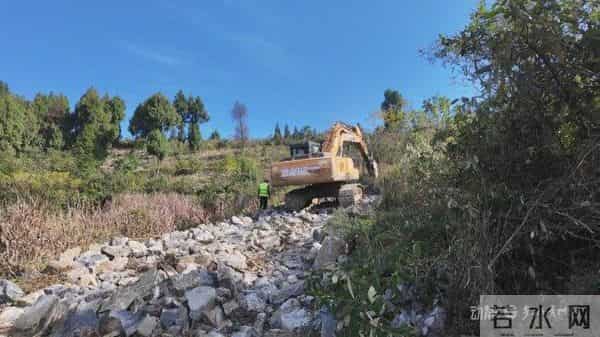 机械轰鸣忙建设！贵州203万亩高标准农田新建任务有序推进