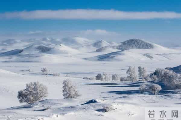 23点03分冬至，老话“冬至在月头，雪多冻死牛”，今冬寒冷吗？