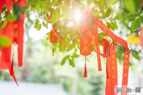 明日十月廿二，牢记1不出2不做3不问保平安！