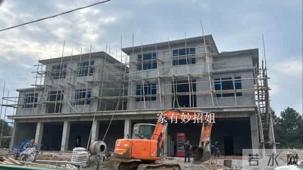 别等老了才后悔！后代不回村，农村盖房的4个好处，中老年必看