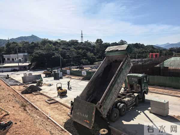 平和安厚：百余“铁军”齐上阵 万亩热土绘新图