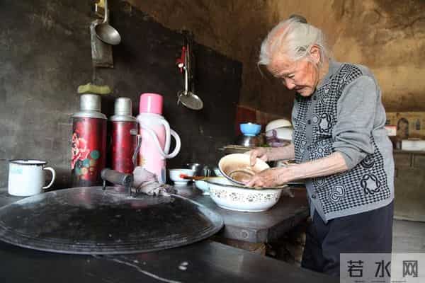春节将至，农村6种奇怪现象扎堆上演，村村都有，你家乡占几种？