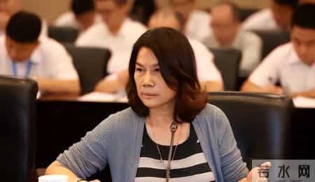 董明珠卸任仅1天就风波缠身，全网哗然：终于懂了王自如当初的话