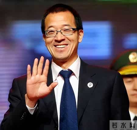 官媒发文，63岁俞敏洪再破天花板，让董宇辉和整个商界沉默了