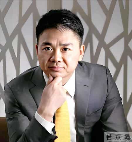 刘强东这次送年货没发钱，71岁大爷被问是否失望，老人回答太戳心