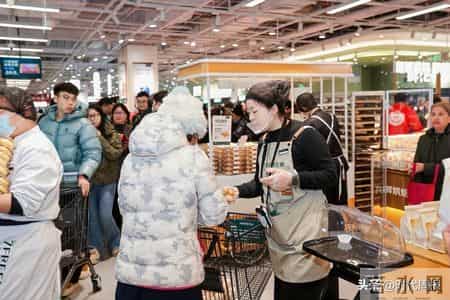 开业即限流！京东七鲜24小时鲜品、自有品牌礼盒“引爆”年货市场