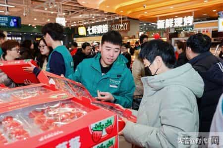 开业即限流！京东七鲜24小时鲜品、自有品牌礼盒“引爆”年货市场