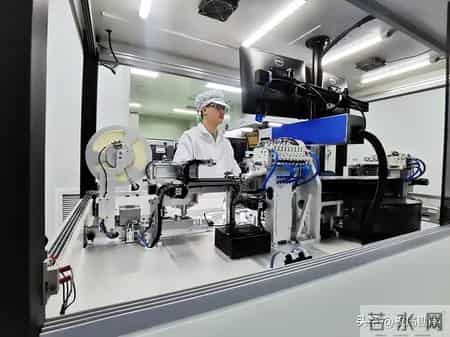 国产芯片迎来双突破，两大巨头联手打破垄断，卡脖子时代即将翻篇