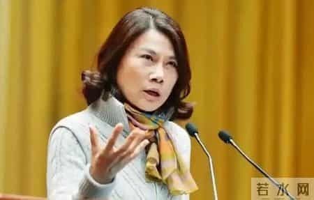 董明珠卸任仅1天就风波缠身，全网哗然：终于懂了王自如当初的话