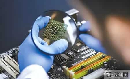 国产芯片迎来双突破，两大巨头联手打破垄断，卡脖子时代即将翻篇