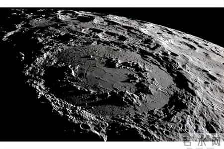 科学家在月球背面，发现了2200万亿吨金属，它们是从哪来的？