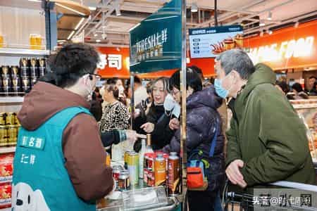 开业即限流！京东七鲜24小时鲜品、自有品牌礼盒“引爆”年货市场