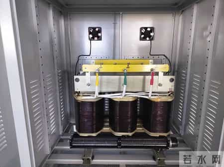 马斯克预言成真！全球争抢的不是芯片，而是中国20万一台的变压器