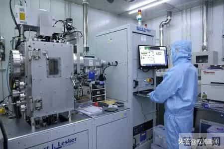 国产芯片迎来双突破，两大巨头联手打破垄断，卡脖子时代即将翻篇