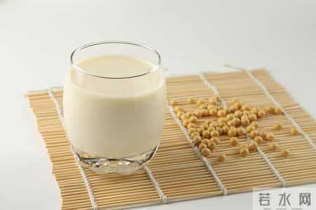 爆发式增长背后,谁让植物奶卷土重来?