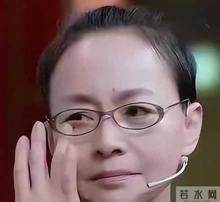 一代更比一代强，宋丹丹恨了20年的英达，让儿媳帮她扬眉吐气