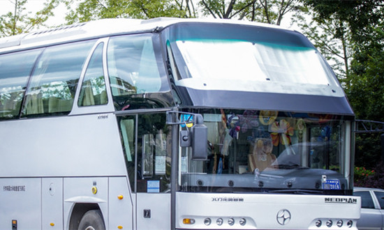 新能源客车行业产业链供需布局及市场竞争状况分析